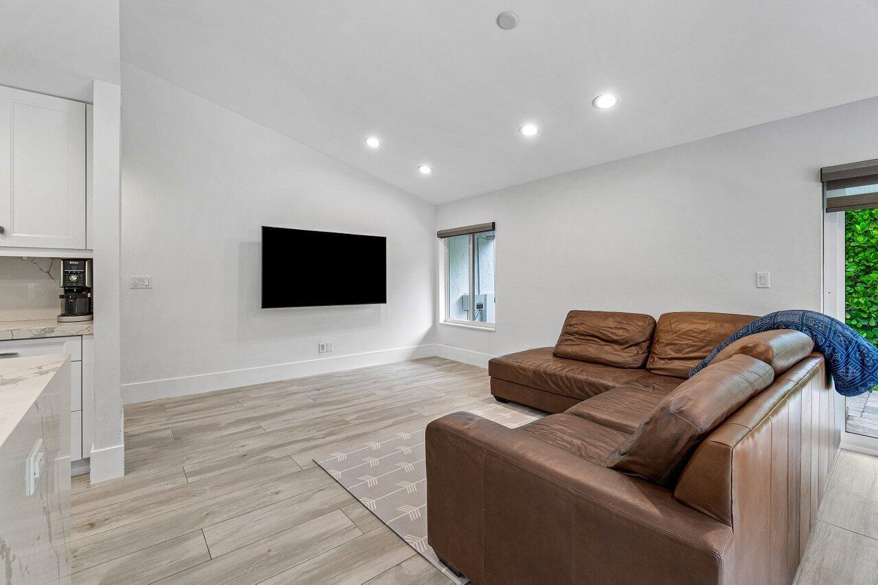 2351 Northwest 30th Road Boca Raton, FL 33431 - Photo 5 of 20 008-2351Northwest30thRoad-BocaRaton-FL-3