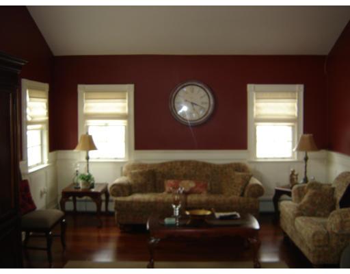 173 Stevens Road Swansea, MA 02777 - Photo 2 of 7 Gallery Image 2