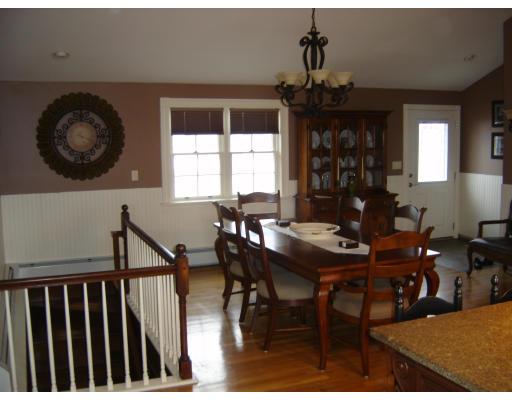 173 Stevens Road Swansea, MA 02777 - Photo 5 of 7 Gallery Image 5