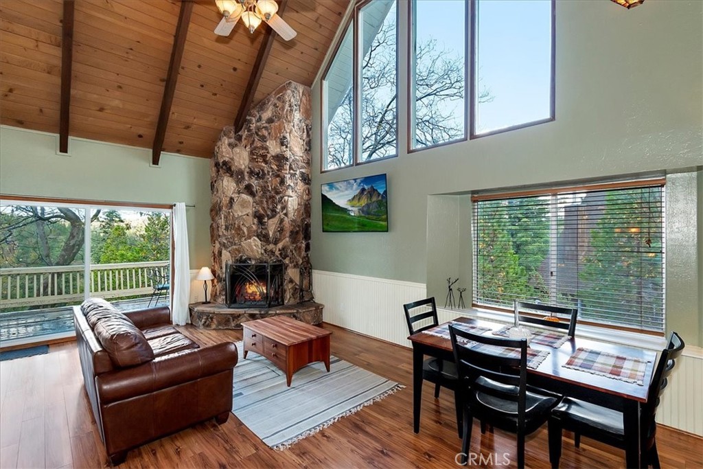 26822 Huron Road Lake Arrowhead, CA 92391 - Photo 15 of 36