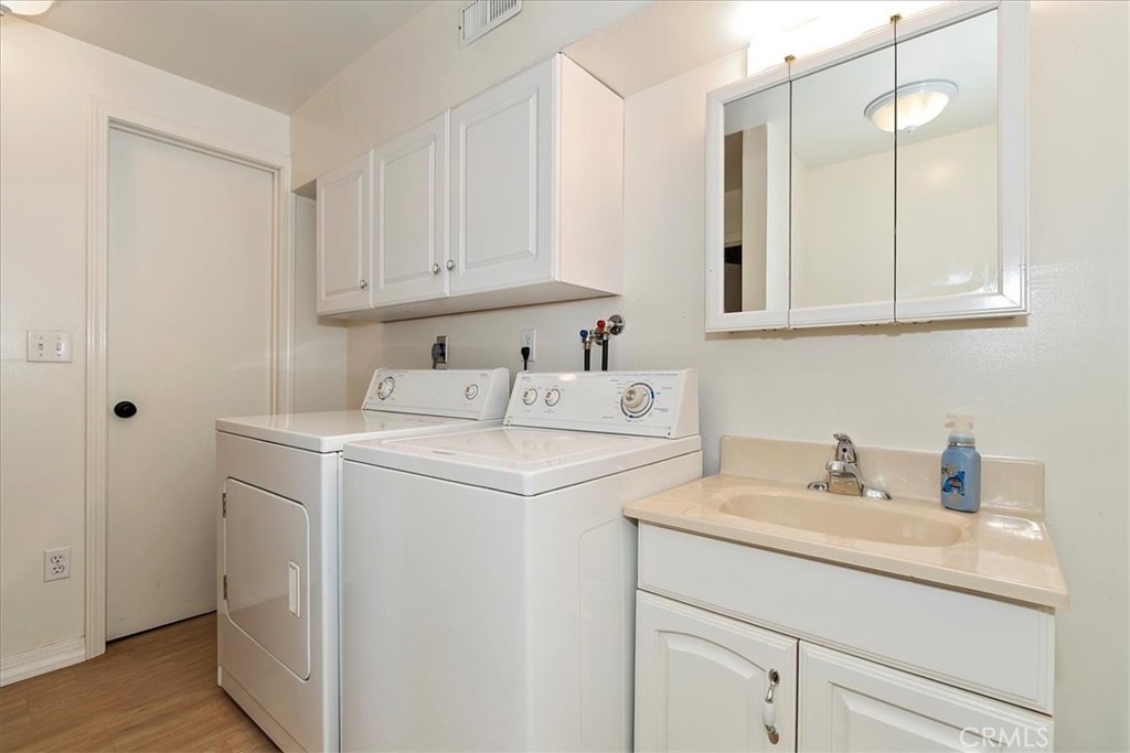 26822 Huron Road Lake Arrowhead, CA 92391 - Photo 21 of 36