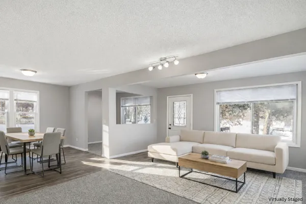 $257,900 | 26137 2nd Street West, Zimmerman, MN 55398