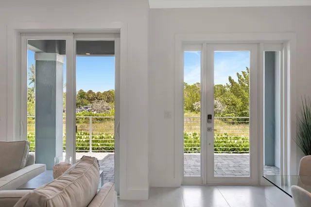 $8,000 | 4695 Southeast Manatee Terrace, Stuart, FL 34997