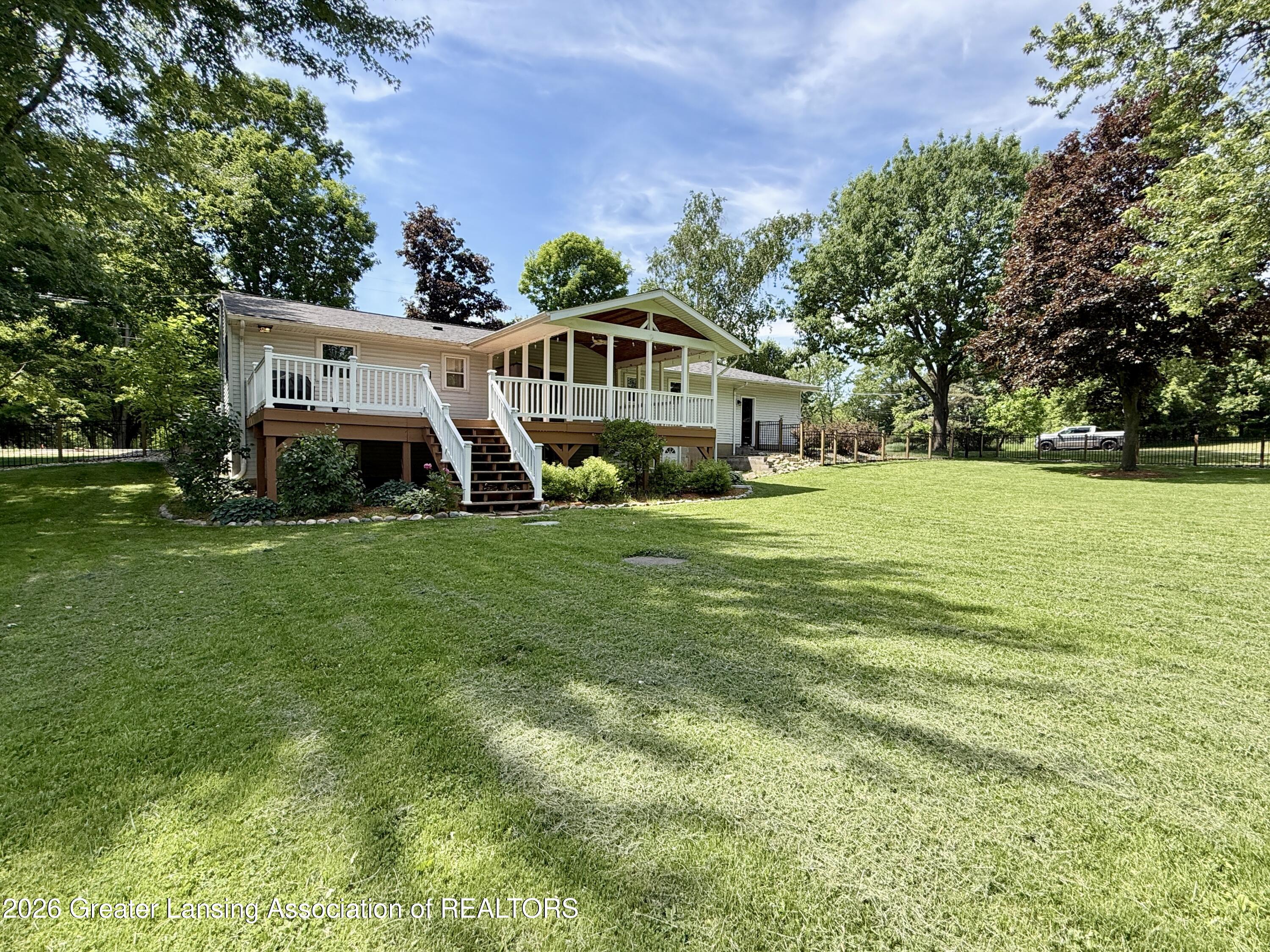 15479 Airport Road Lansing, MI 48906 - Photo 29 of 30 IMG_0362