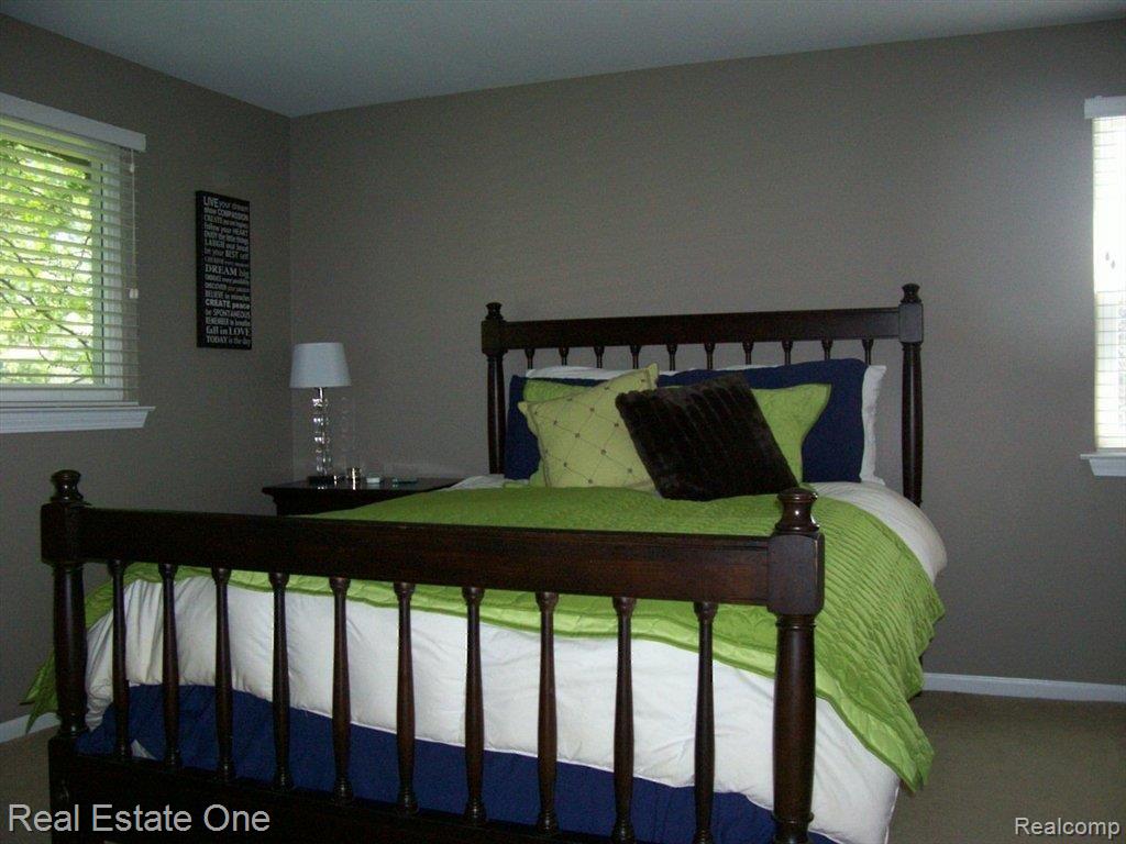 896 Darwin Pl Drive Rochester, MI 48307 - Photo 15 of 24 Master suite