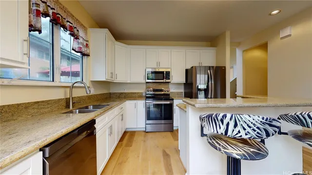 $4,100 | 91-1021 Wahinoho Street, Kapolei, HI 96707