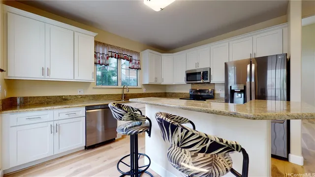 $4,100 | 91-1021 Wahinoho Street, Kapolei, HI 96707