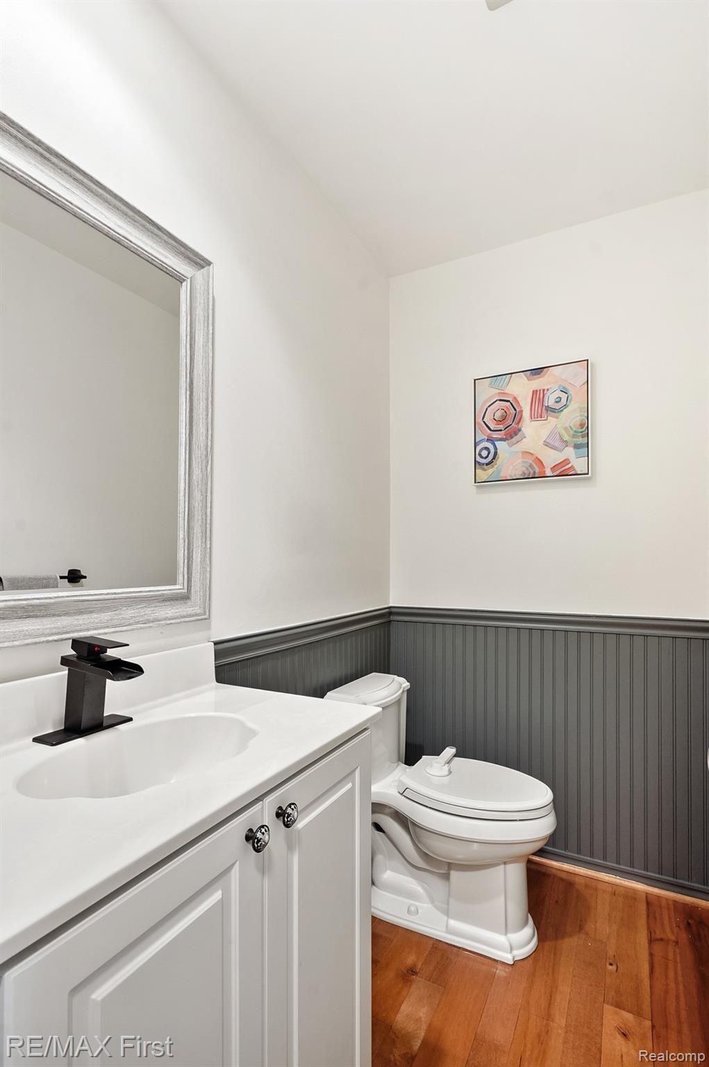 659 Campus Road Rochester, MI 48309 - Photo 14 of 47 FB3B84E8-6428-4ED6-8F7D-225558EF7A67.jpeg