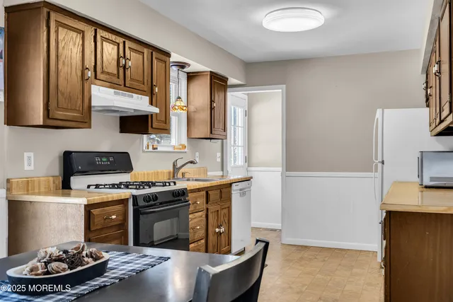 $444,000 | 359 Toms River Road, Jackson, NJ 08527