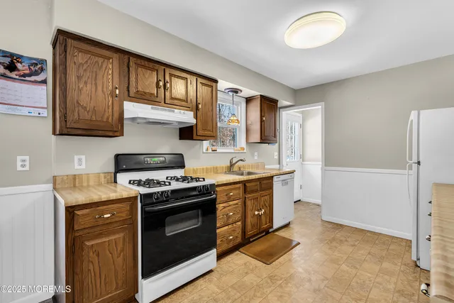 $444,000 | 359 Toms River Road, Jackson, NJ 08527