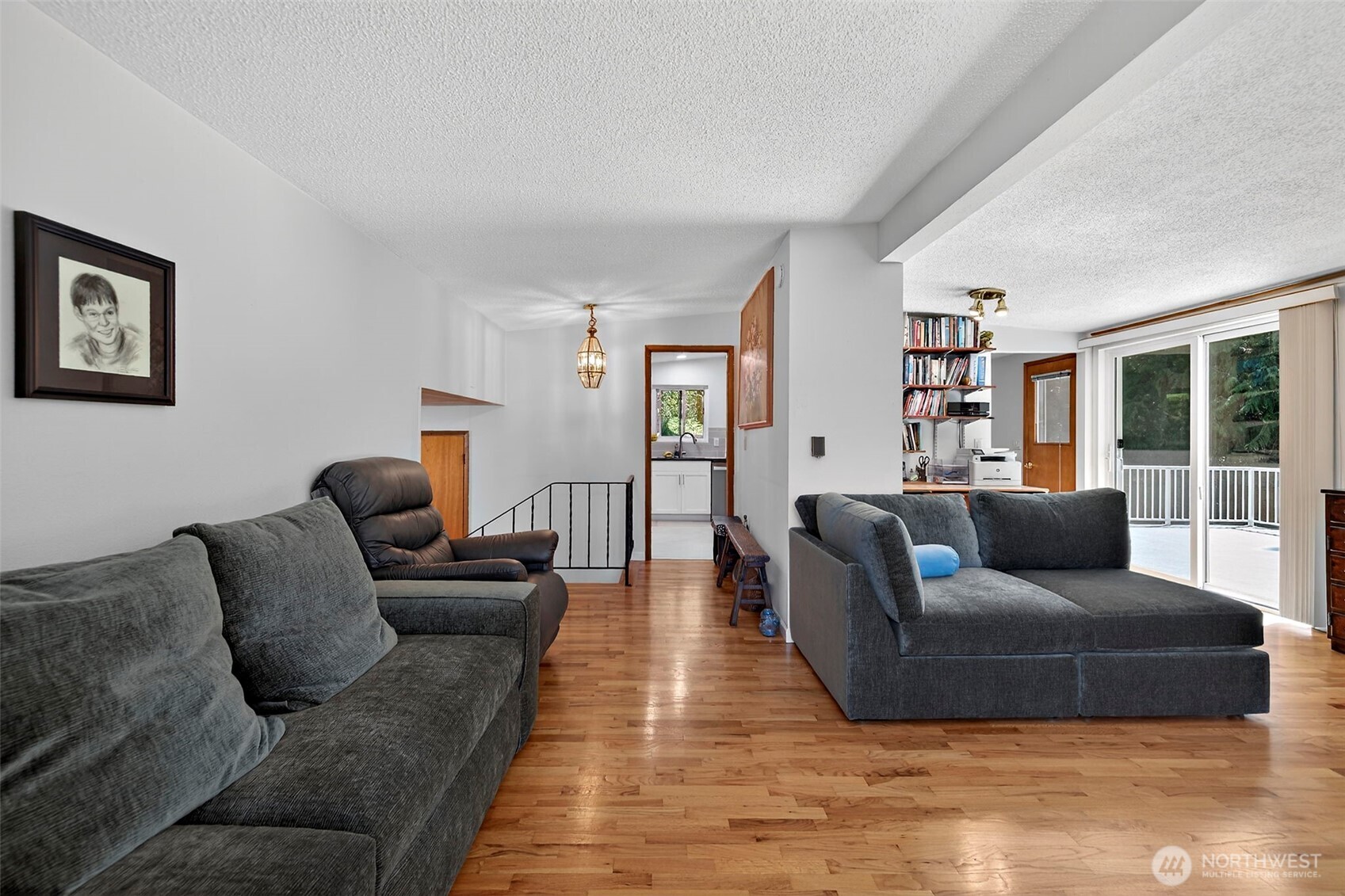 13828 183rd Avenue Southeast Renton, WA 98059 - Photo 5 of 22