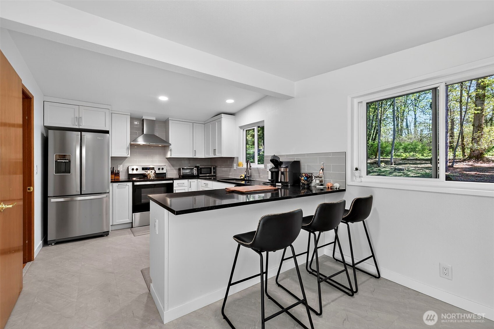 13828 183rd Avenue Southeast Renton, WA 98059 - Photo 8 of 22