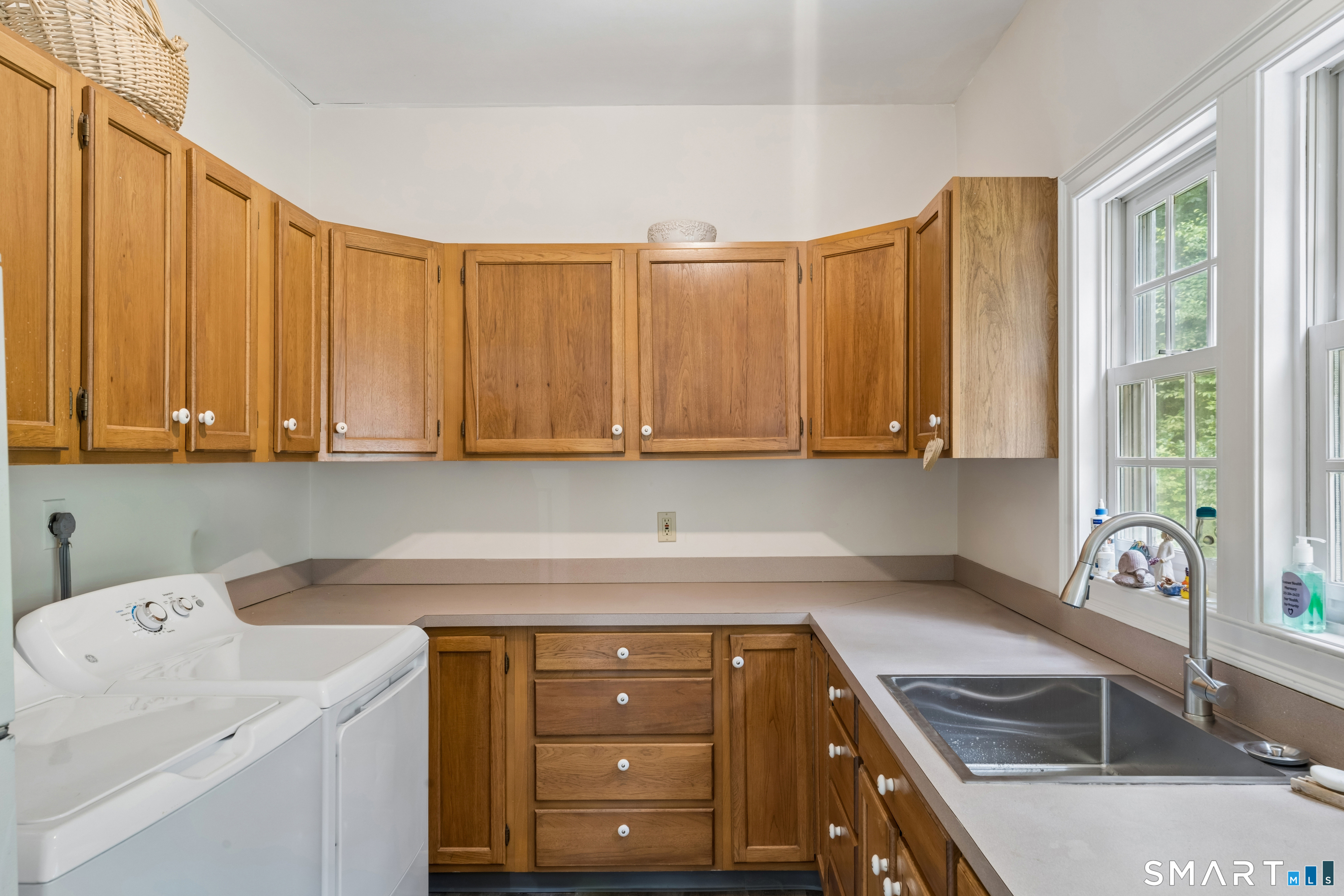 9 Marlin Road Newtown, CT 06482 - Photo 15 of 40 Gallery Image 15