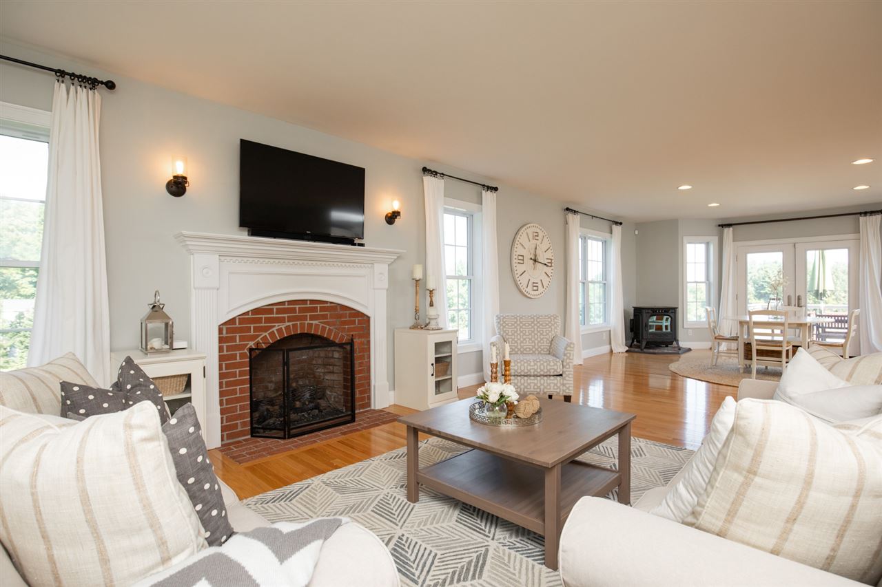 181 Winnicutt Road Stratham, NH 03885 - Photo 11 of 40