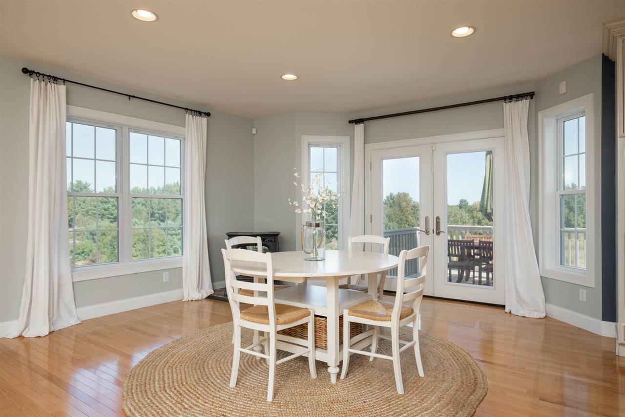 181 Winnicutt Road Stratham, NH 03885 - Photo 14 of 40