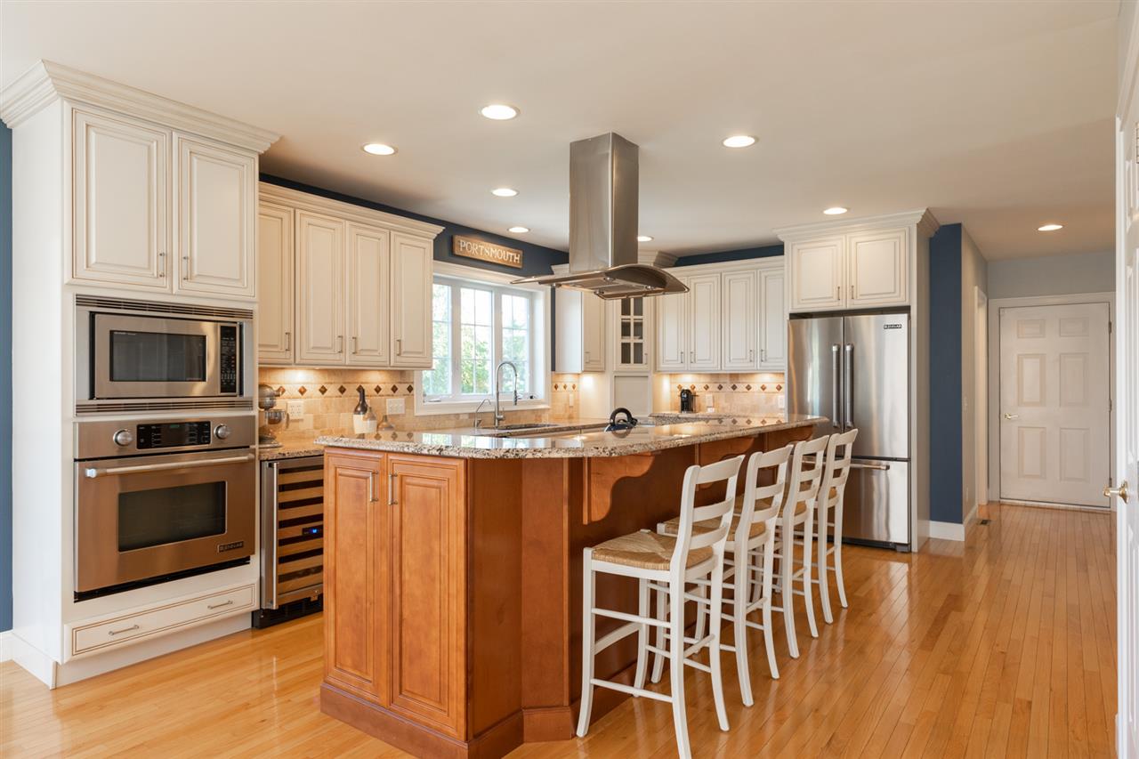 181 Winnicutt Road Stratham, NH 03885 - Photo 19 of 40