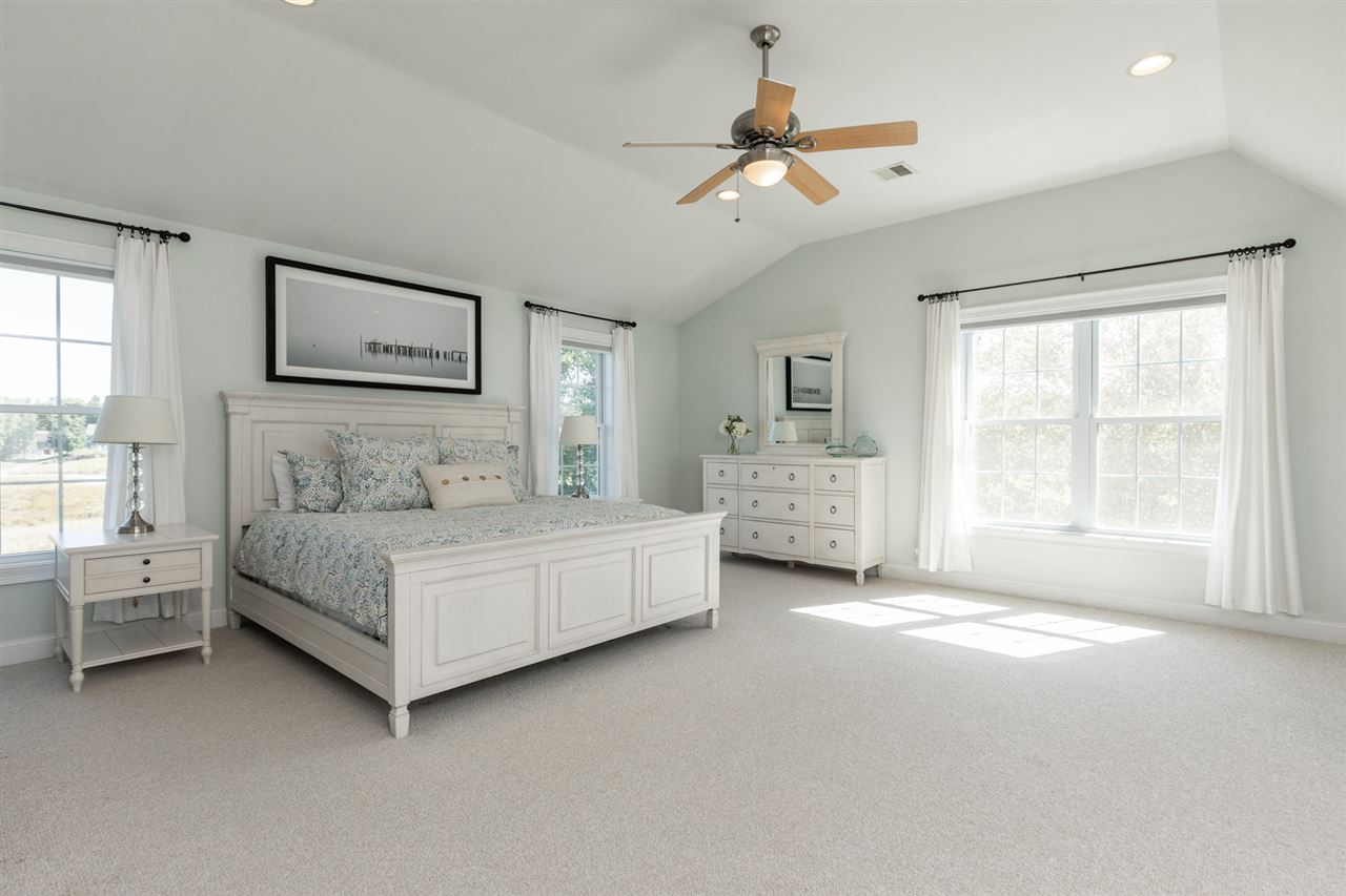 181 Winnicutt Road Stratham, NH 03885 - Photo 26 of 40