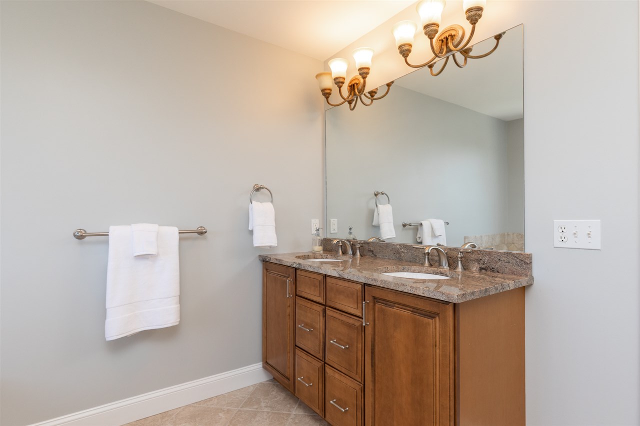 181 Winnicutt Road Stratham, NH 03885 - Photo 29 of 40