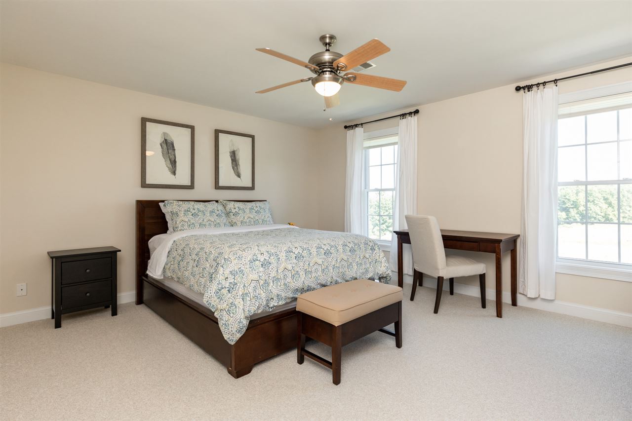 181 Winnicutt Road Stratham, NH 03885 - Photo 33 of 40