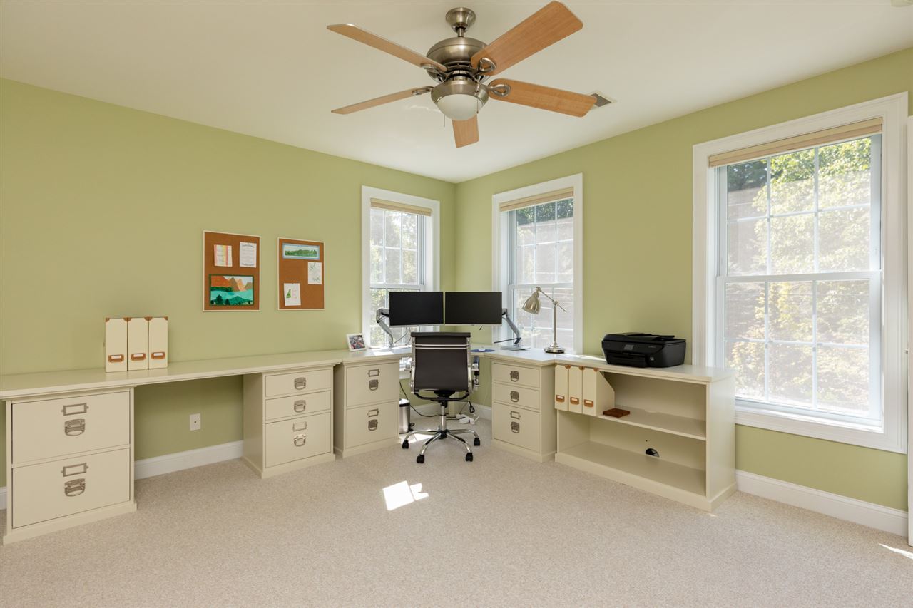 181 Winnicutt Road Stratham, NH 03885 - Photo 35 of 40