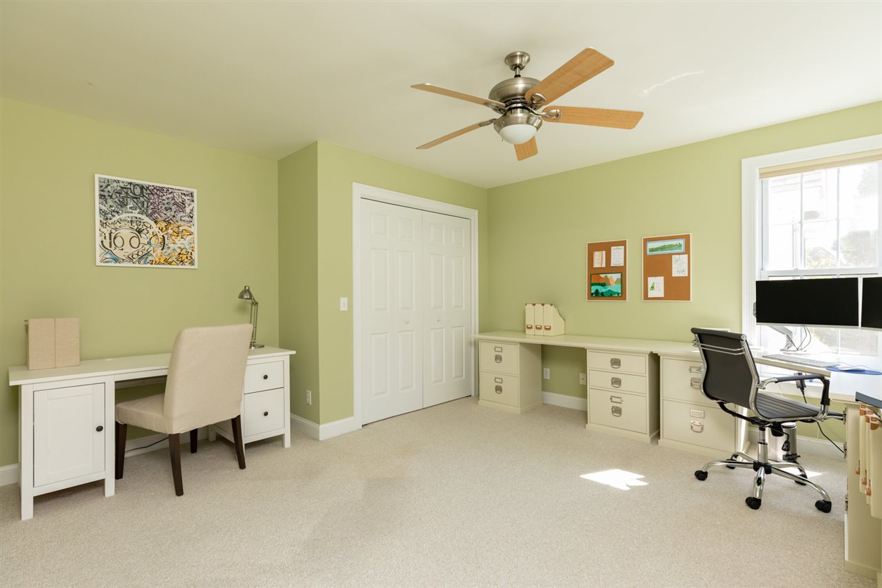181 Winnicutt Road Stratham, NH 03885 - Photo 36 of 40