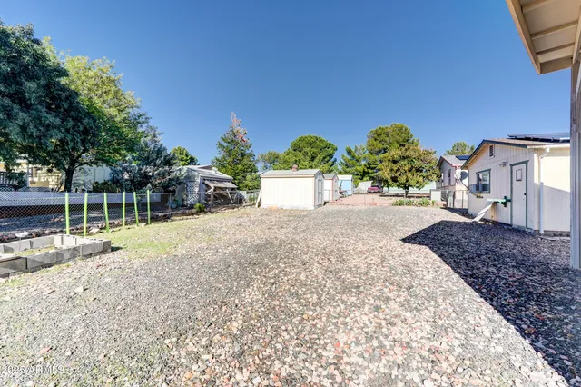 $300,000 | 511 Mingus Shadows Drive, Clarkdale, AZ 86324