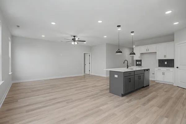 $489,990 | 3600 Heartland Drive, Columbia, TN 38401