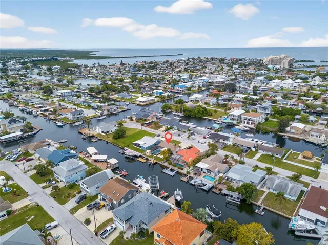 $460,000 | 13912 Darlene Avenue, Hudson, FL 34667