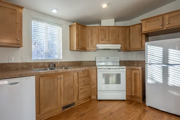 $337,000 | 231 West Street, Big Pine, CA 93513