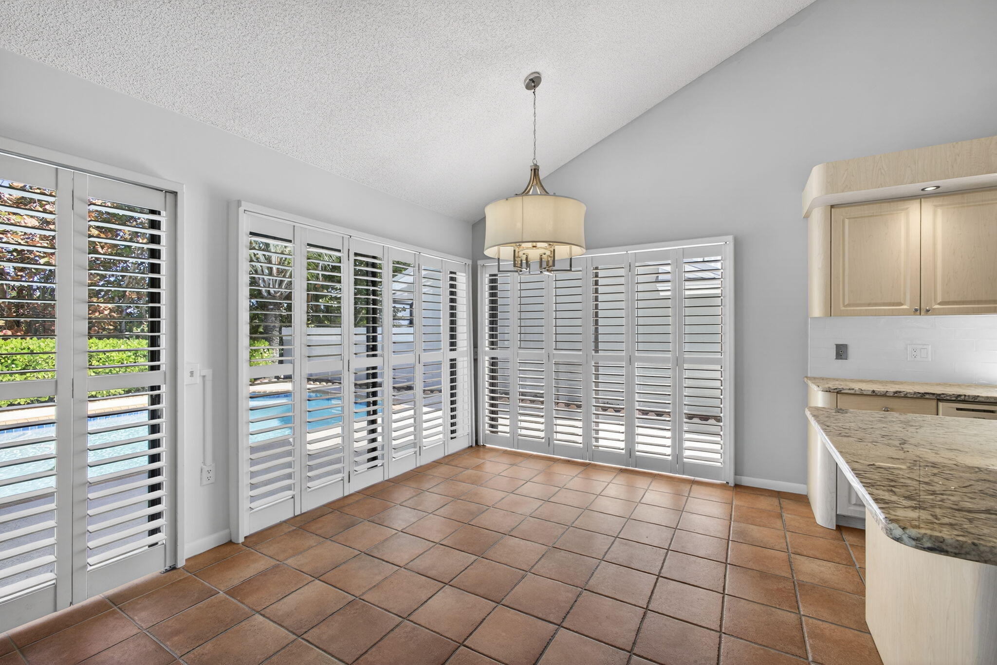 239 Ridge Road Jupiter, FL 33477 - Photo 12 of 75 12-web-or-mls-5D1A3089