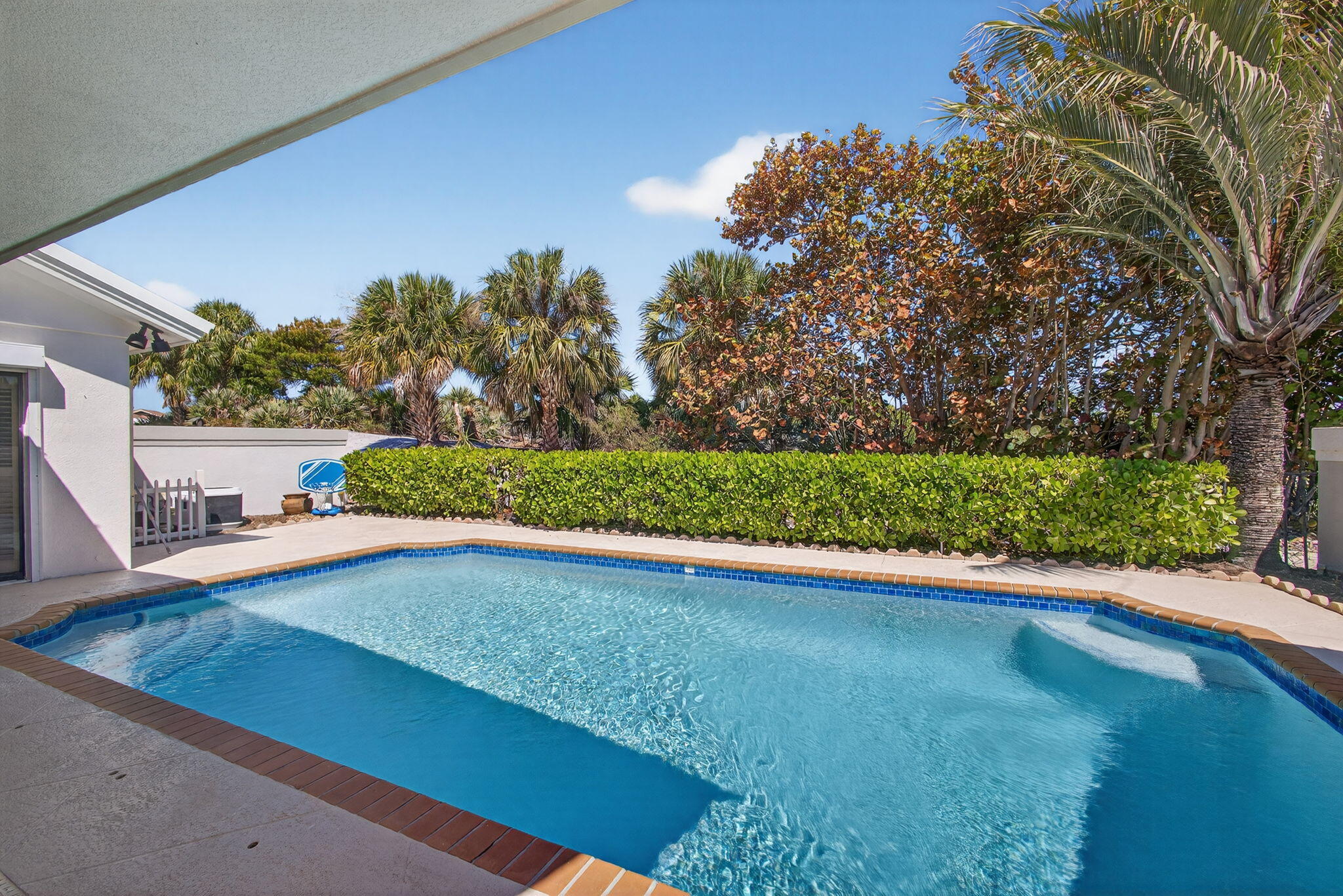 239 Ridge Road Jupiter, FL 33477 - Photo 57 of 75 57-web-or-mls-5D1A3054