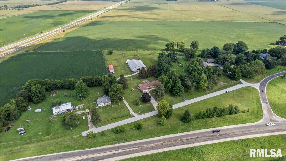 2390 Mound Road Jacksonville, IL 62650 - Photo 68 of 77 Gallery Image 68