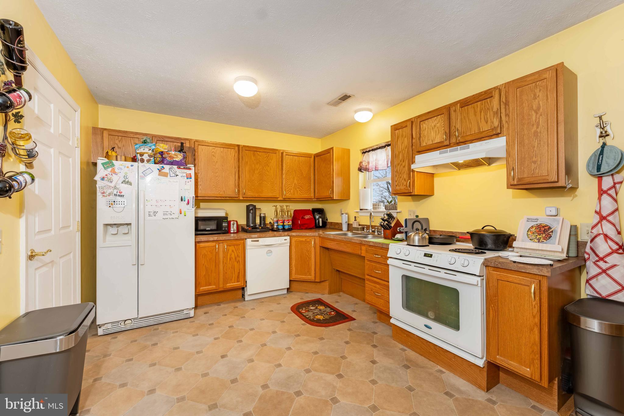 84 Charles Lane Dover, PA 17315 - Photo 12 of 25