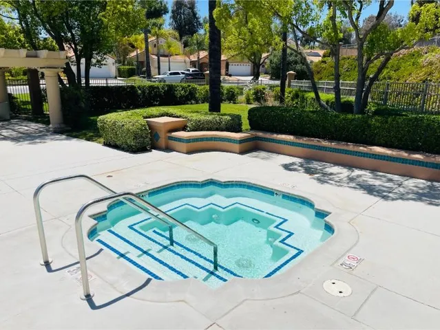 $3,150 | 31495 Corte Rimola, Temecula, CA 92592