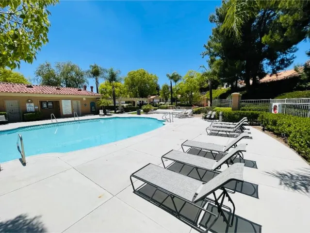 $3,150 | 31495 Corte Rimola, Temecula, CA 92592