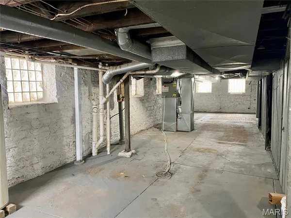 $1,595 | 3710 Minnesota Avenue, St. Louis, MO 63118