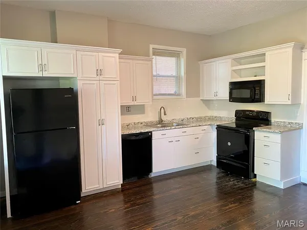 $1,595 | 3710 Minnesota Avenue, St. Louis, MO 63118