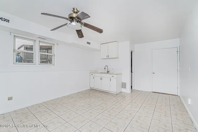 $715,000 | 178 Vassar Street | New Springville