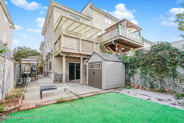 $715,000 | 178 Vassar Street | New Springville