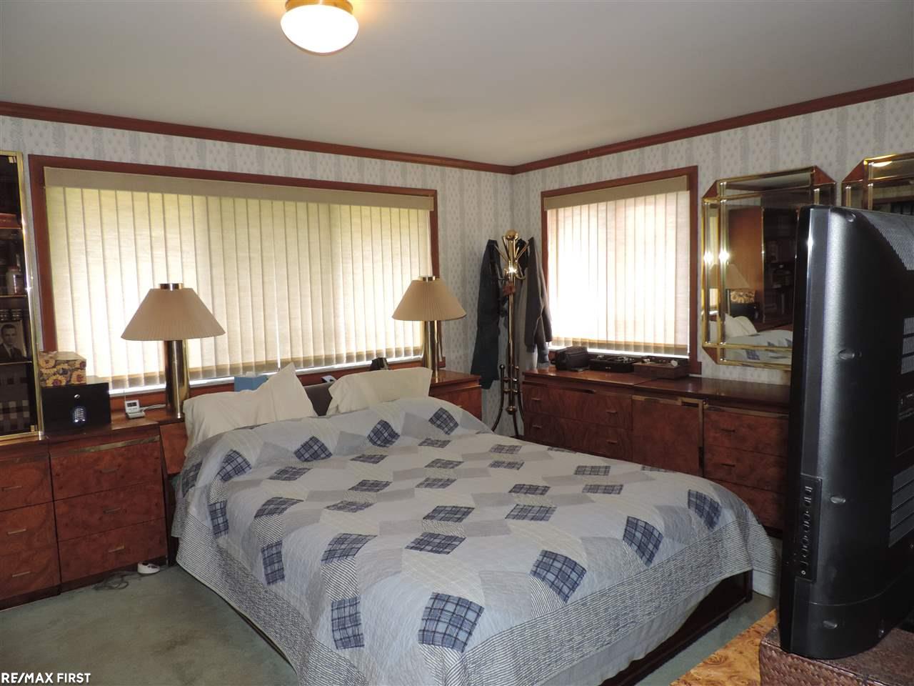16001 Millar Road Clinton Township, MI 48036 - Photo 14 of 21 Gallery Image 14