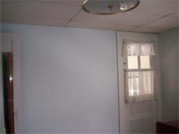 101 Sylvan Street Springfield, MA 01108 - Photo 21 of 29 a view of an empty room and window