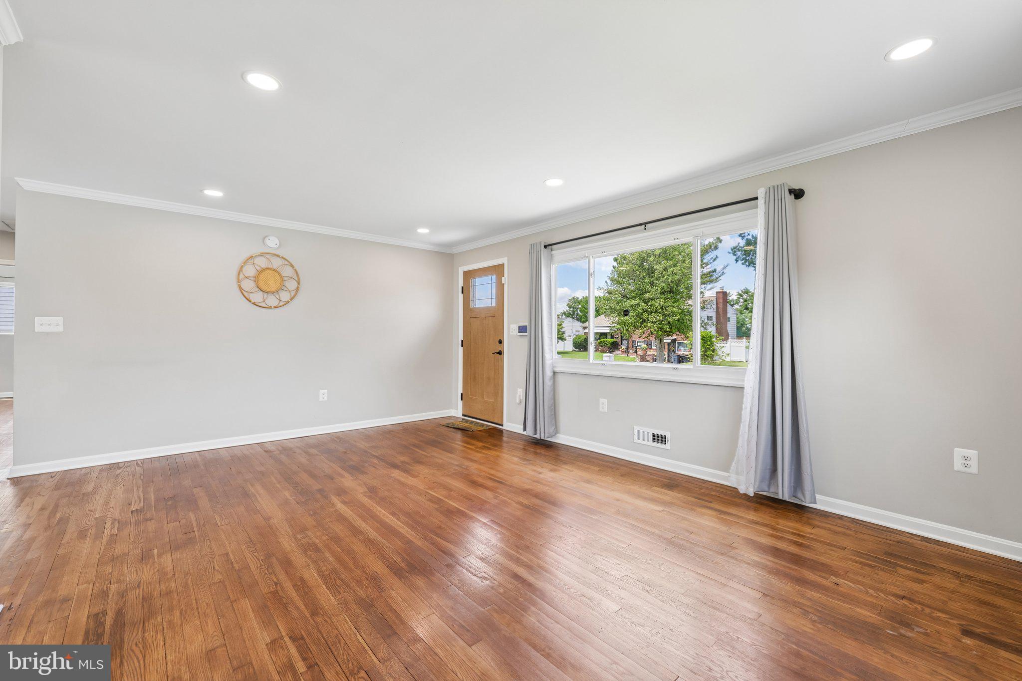933 Prestwood Road Catonsville, MD 21228 - Photo 9 of 34