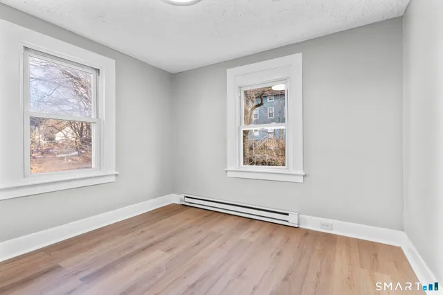 $319,900 | 172 North Street, Bristol, CT 06010