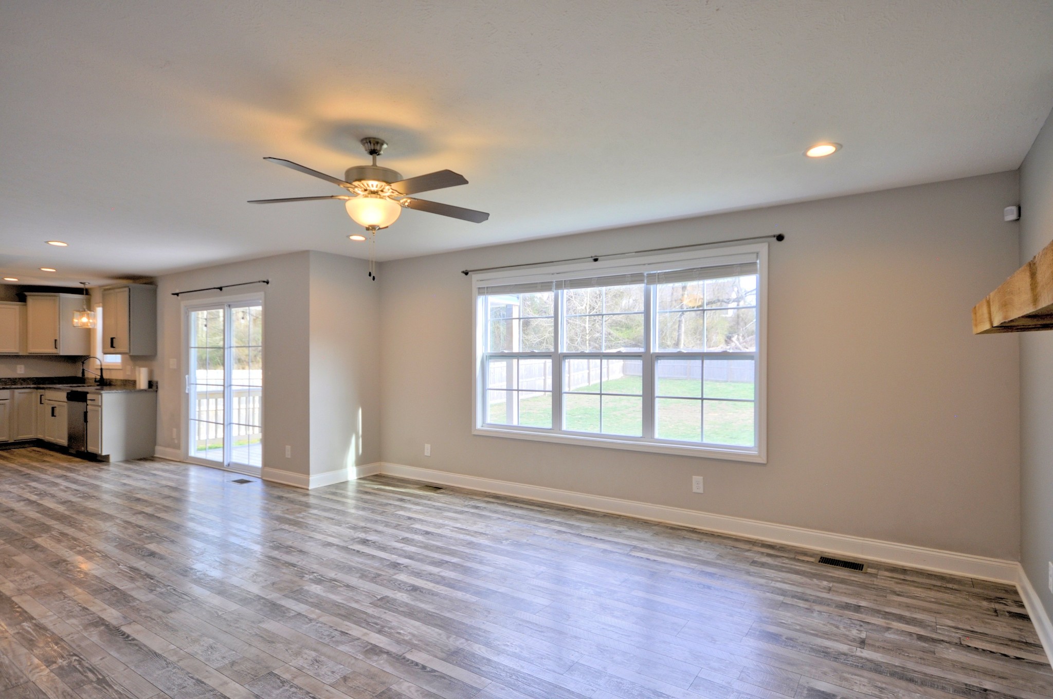 1688 Rains Road Clarksville, TN 37042 - Photo 12 of 56