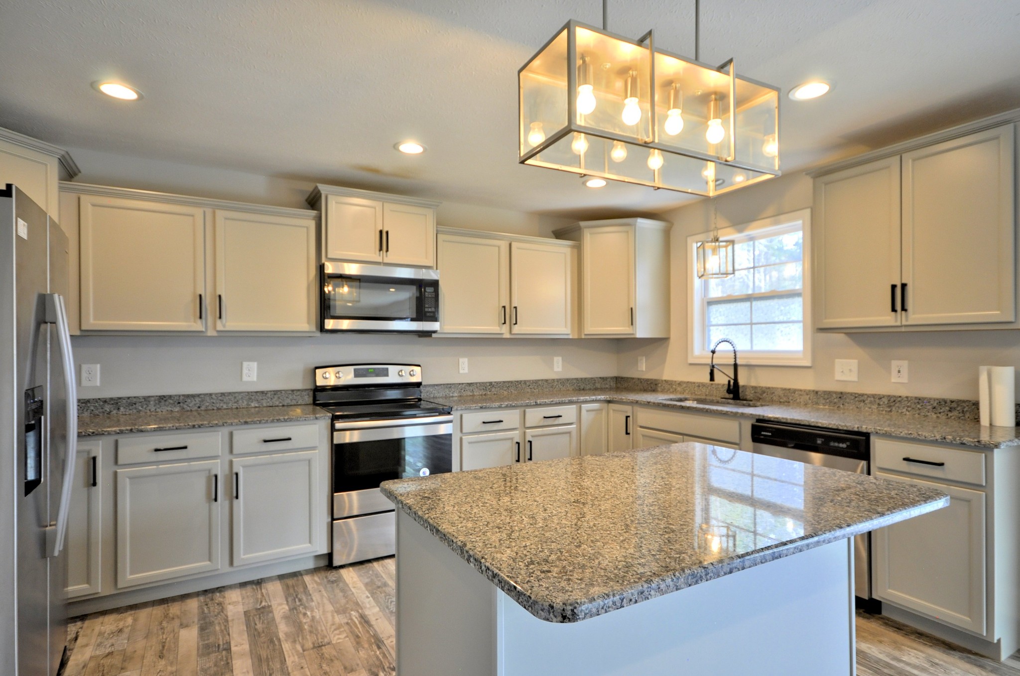 1688 Rains Road Clarksville, TN 37042 - Photo 18 of 56