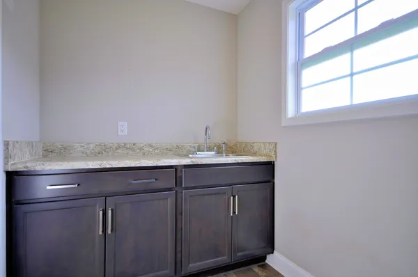 $2,400 | 1688 Rains Road, Clarksville, TN 37042