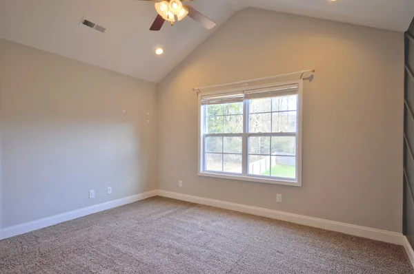 $2,400 | 1688 Rains Road, Clarksville, TN 37042