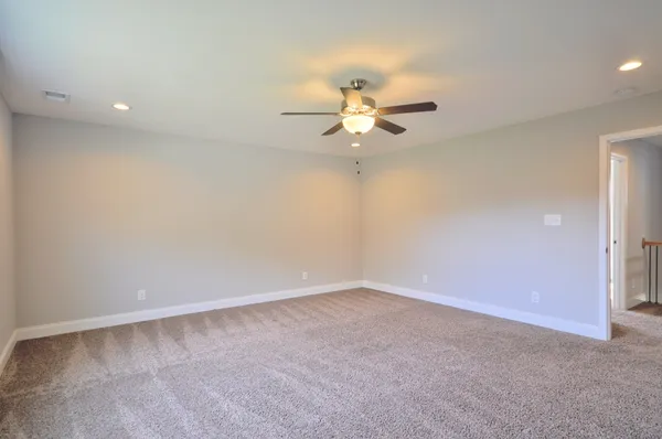 $2,400 | 1688 Rains Road, Clarksville, TN 37042