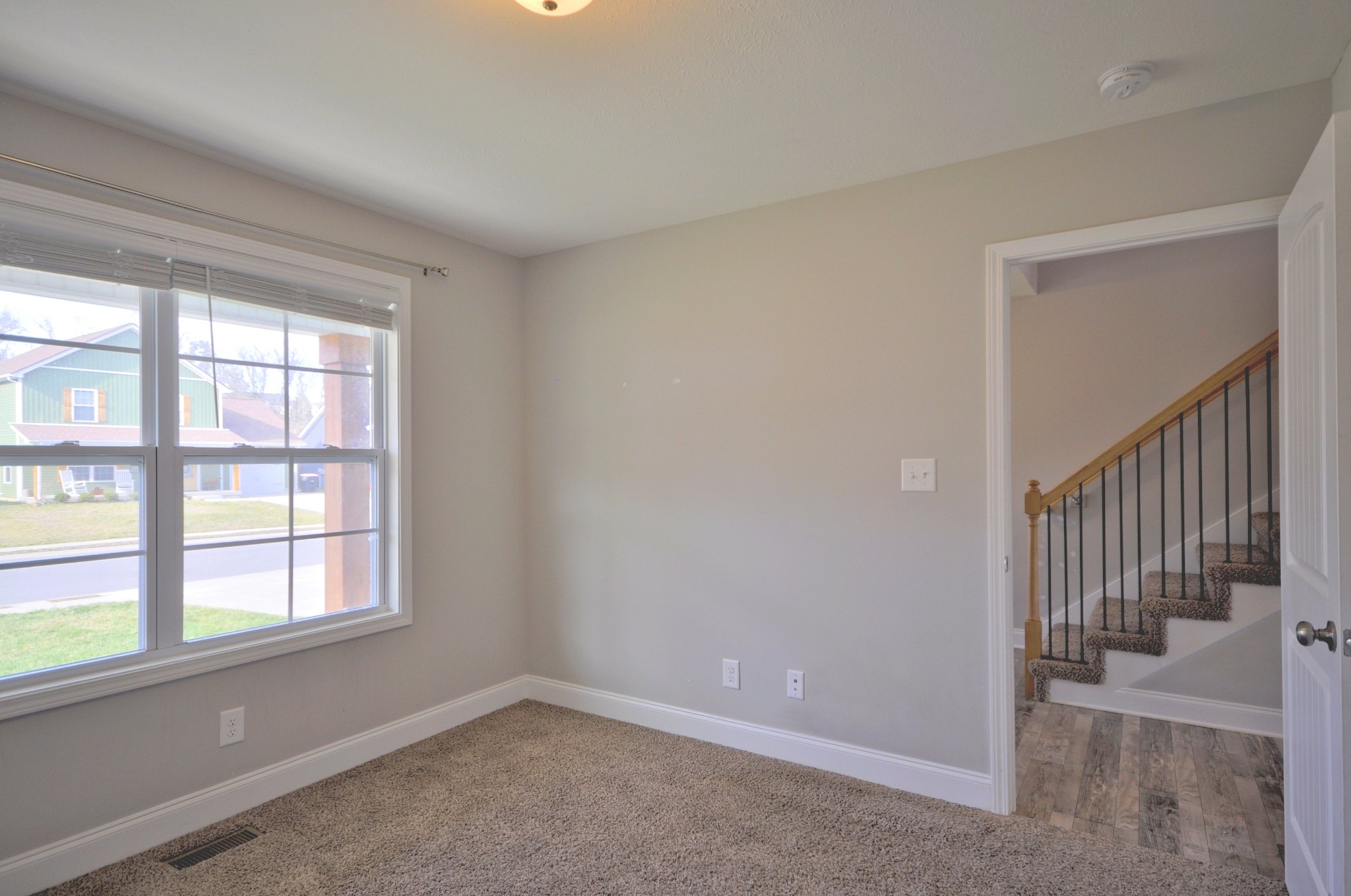 1688 Rains Road Clarksville, TN 37042 - Photo 5 of 56