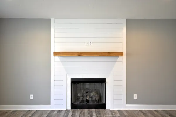 $2,400 | 1688 Rains Road, Clarksville, TN 37042